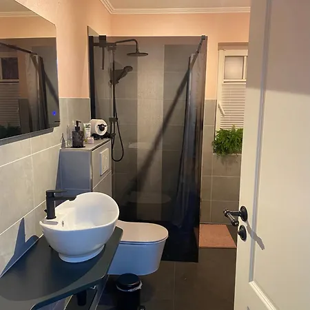 Fifty One - Geestland